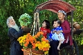 Ra chợ
